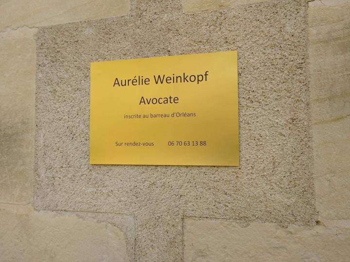 Une avocate en droit public compétente à votre service